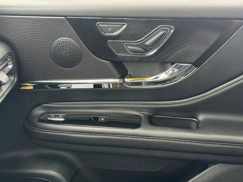 New 2026 Lincoln Corsair Premiere image 16