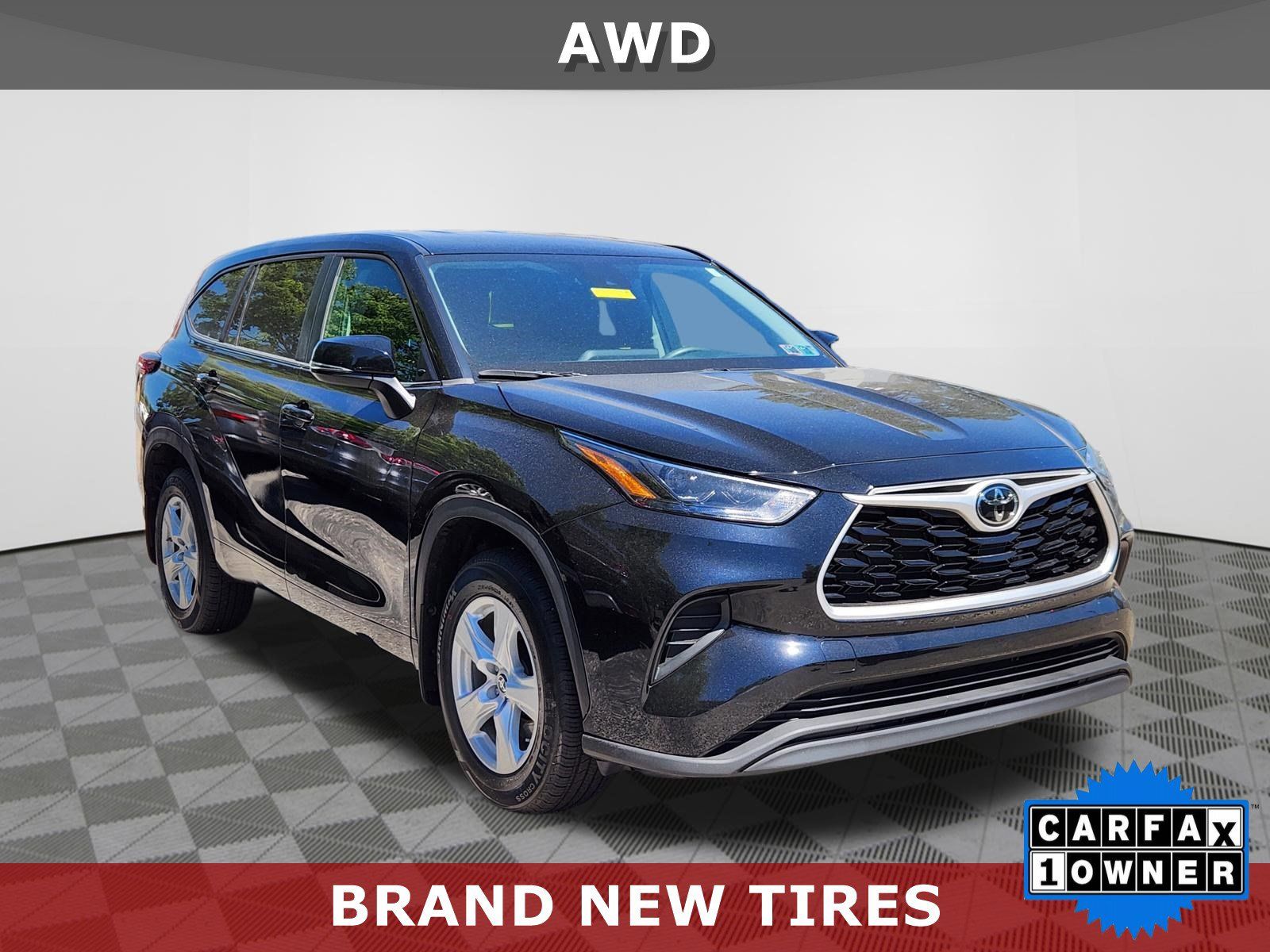Used 2023 Toyota Highlander L AWD/4WD image 1