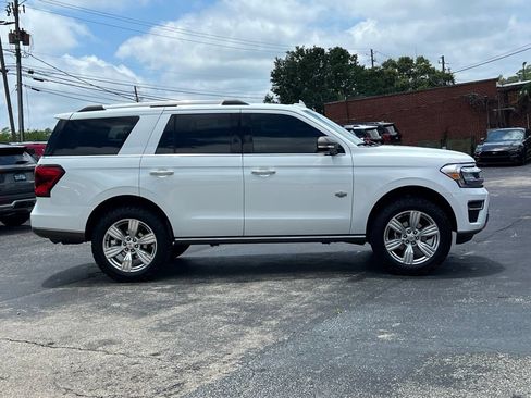Used 2024 Ford Expedition King Ranch RWD image 7