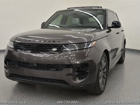 Used 2024 Land Rover Range Rover Sport SE image 1