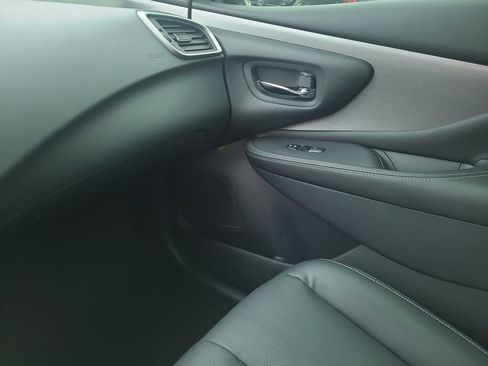 Certified 2024 Nissan Murano SL FWD image 25