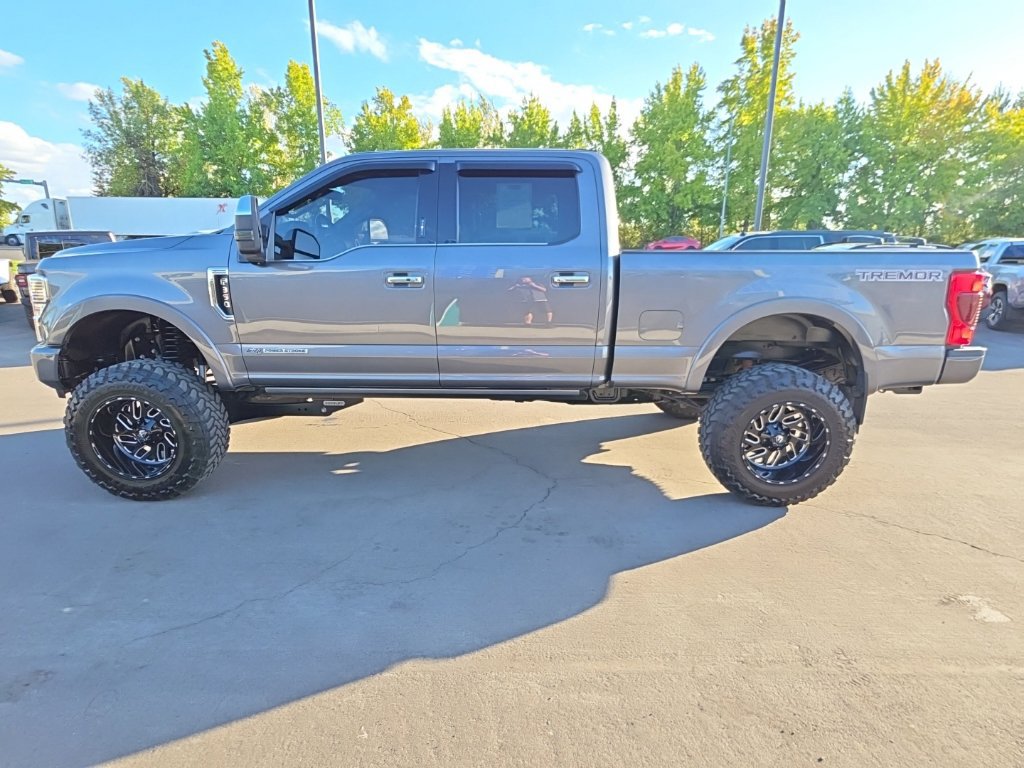 Used 2022 Ford F350 Platinum w/ Tremor Off-Road Package AWD/4WD image 2