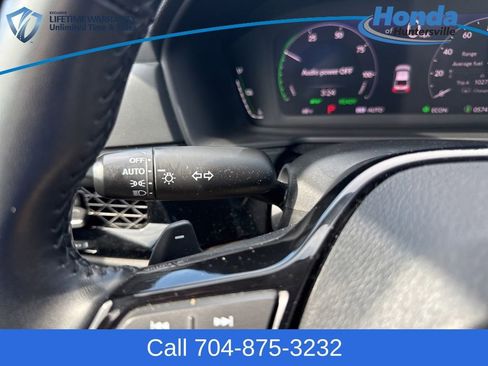 Used 2024 Honda Accord Touring image 27