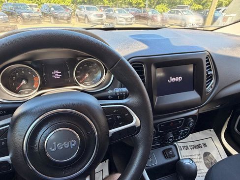 Used 2019 Jeep Compass Sport FWD image 27