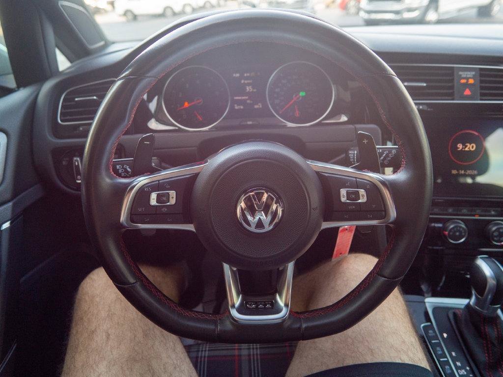 Used 2019 Volkswagen GTI SE FWD image 18