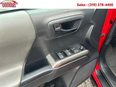 Certified 2023 Toyota Tacoma SR5 w/ Technology Package image 11