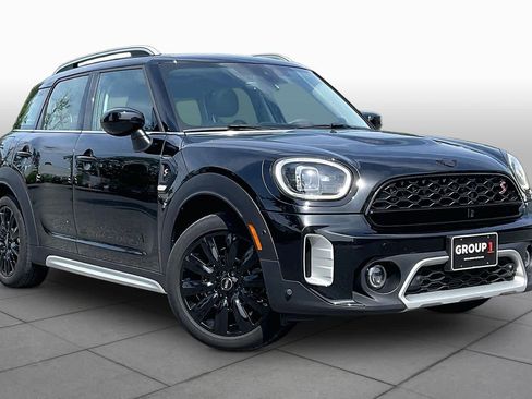 Certified 2024 MINI Cooper Countryman S AWD/4WD image 2