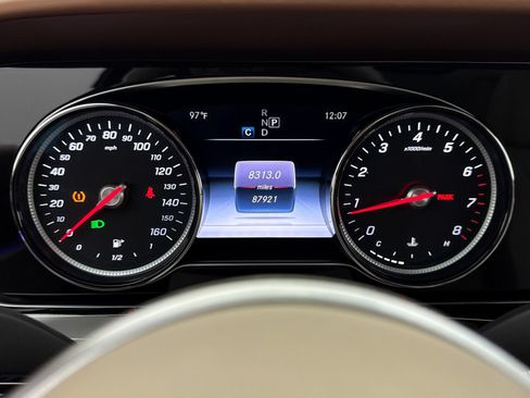 Used 2019 Mercedes-Benz E 300 image 36