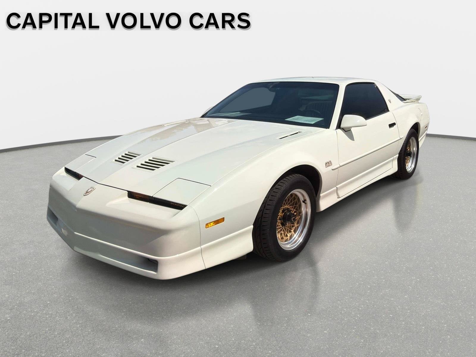 Used 1987 Pontiac Firebird Trans Am RWD image 1