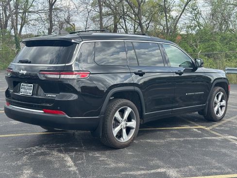 Used 2022 Jeep Grand Cherokee L Limited w/ MOPAR Finishing Package AWD/4WD image 6