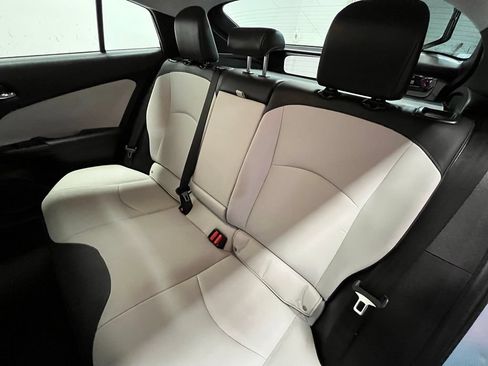 Used 2021 Toyota Prius XLE w/ Carpet Mat Package (TMS) AWD/4WD image 14