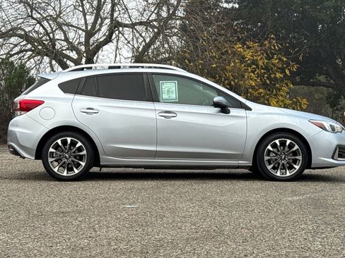 Used 2023 Subaru Impreza 2.0i Limited w/ Popular Package #3 image 3