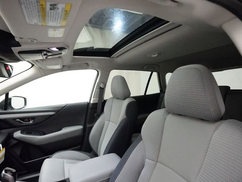 Used 2025 Subaru Outback Premium w/ Popular Package #1A image 33