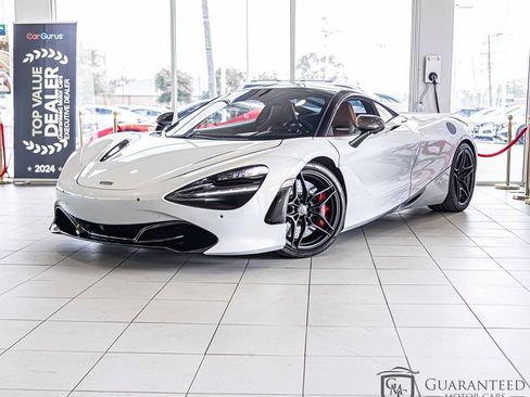 Used 2018 McLaren 720S Luxury image 9