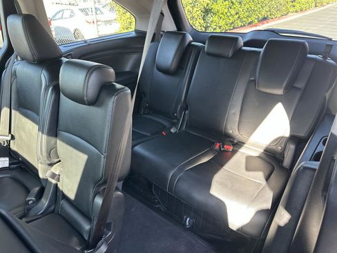 Used 2024 Honda Odyssey Touring image 32