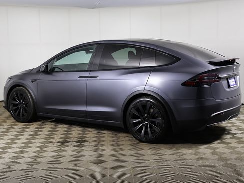Used 2023 Tesla Model X Plaid image 8