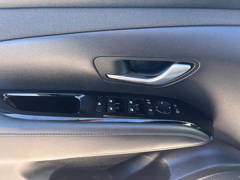 Used 2025 Hyundai Santa Cruz Limited image 10