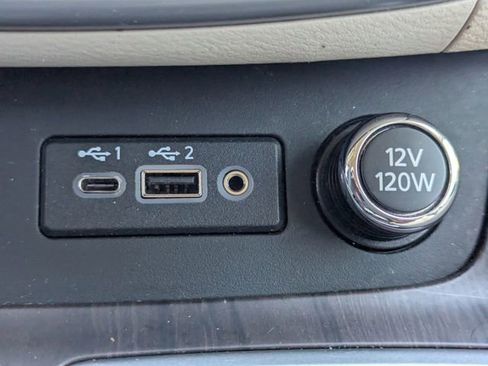 Used 2022 Nissan Murano Platinum w/ Cargo Package image 16