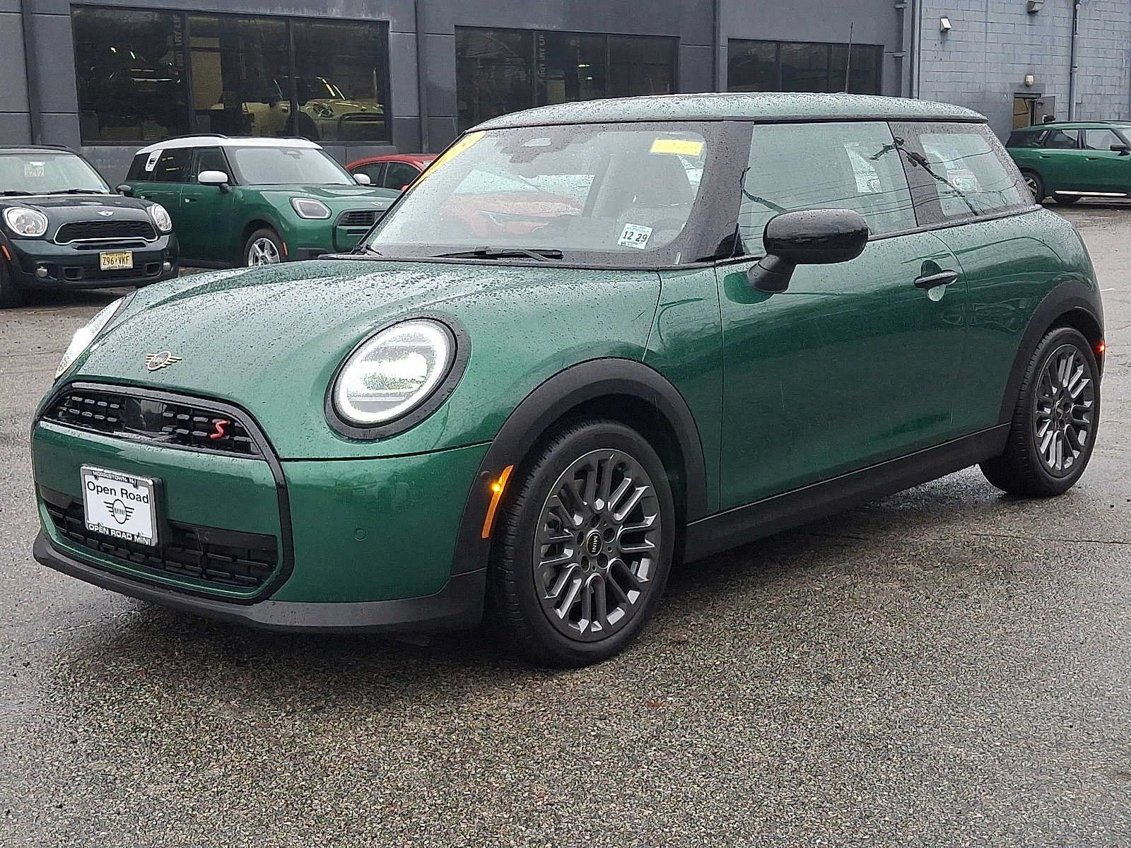 Used 2025 MINI Cooper S FWD image 3