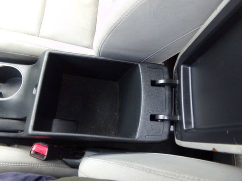 Used 2017 Hyundai Elantra SE FWD image 56