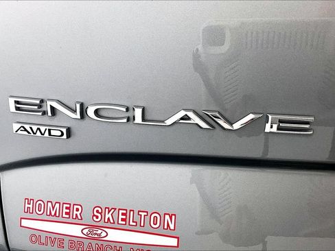 Used 2024 Buick Enclave Premium AWD/4WD image 14