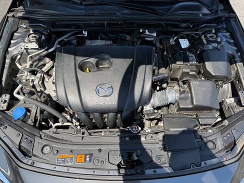 Used 2021 MAZDA MAZDA3 s FWD image 39