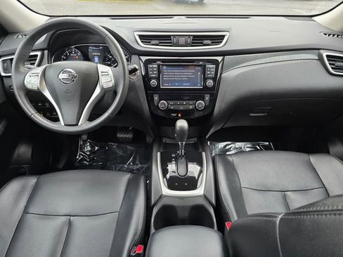Used 2016 Nissan Rogue SL w/ SL Premium Package image 16