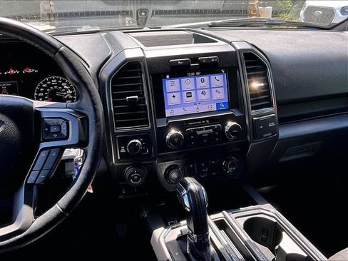 Used 2019 Ford F150 XLT w/ Equipment Group 302A Luxury AWD/4WD image 6