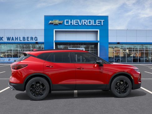 New 2026 Chevrolet Blazer LT w/ Midnight/Sport Edition AWD/4WD image 29