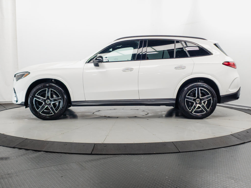 Certified 2026 Mercedes-Benz GLC 300 4MATIC image 4