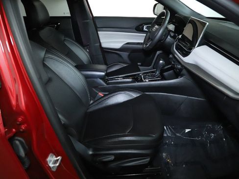 Used 2025 Jeep Compass Limited AWD/4WD image 34