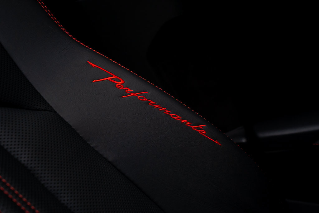 Used 2023 Lamborghini Urus Performante AWD/4WD image 63