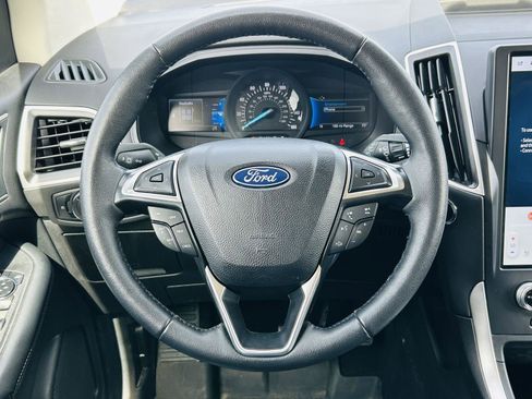 Used 2024 Ford Edge SEL w/ Convenience Package image 16