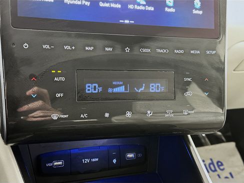 Certified 2023 Hyundai Tucson Limited image 16