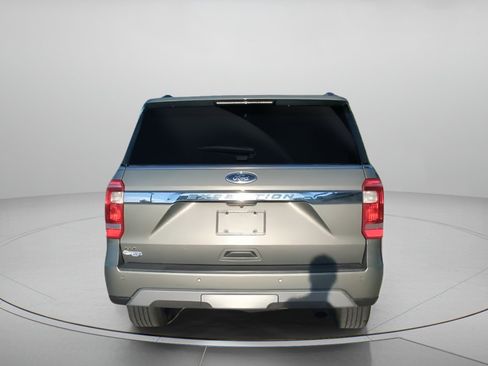 Certified 2019 Ford Expedition XLT w/ Equipment Group 202A RWD image 25