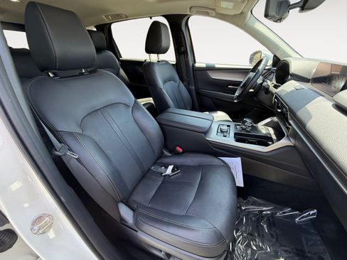 Used 2024 MAZDA CX-90 Plug-In Hybrid w/ Preferred AWD/4WD image 19