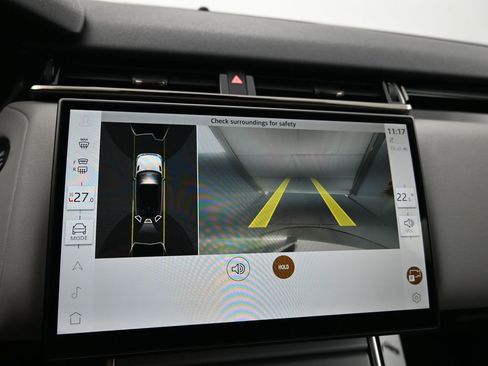 Used 2025 Land Rover Range Rover Velar S image 21