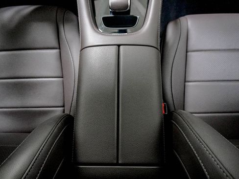 Used 2021 Mercedes-Benz GLE 450 GLE 450 image 30