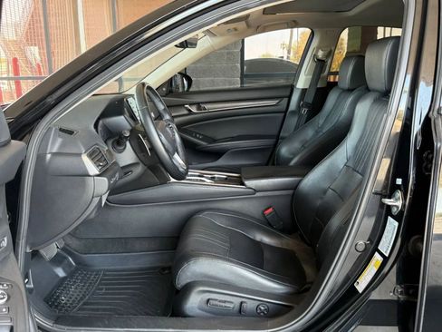 Used 2018 Honda Accord Touring image 33