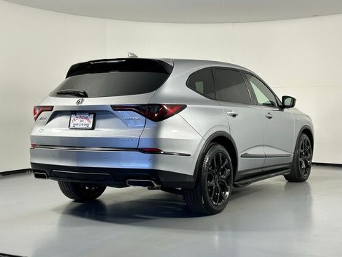 Used 2023 Acura MDX A-Spec image 7