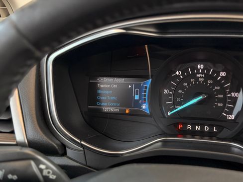 Used 2018 Ford Fusion SE w/ Equipment Group 602A FWD image 30