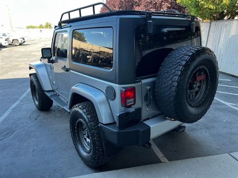 Used 2014 Jeep Wrangler Sahara w/ Connectivity Group AWD/4WD image 5