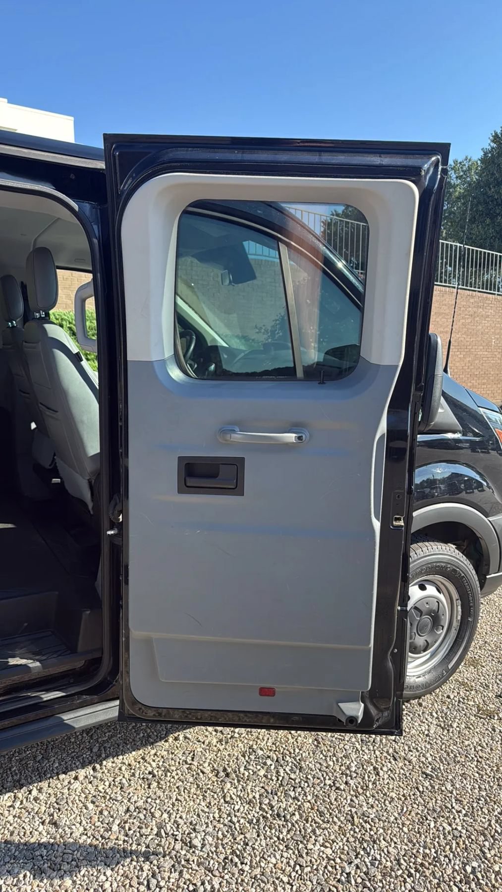 Used 2018 Ford Transit 350 XL RWD image 30