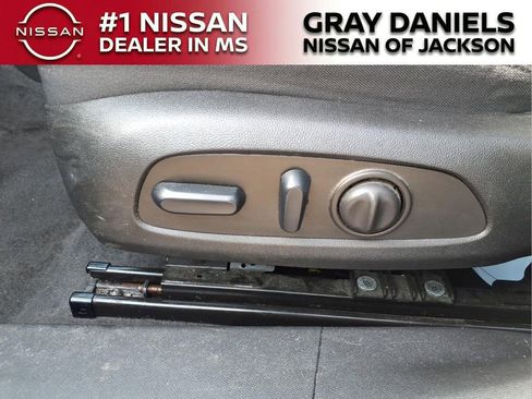 Used 2024 Chevrolet Malibu LT FWD image 11