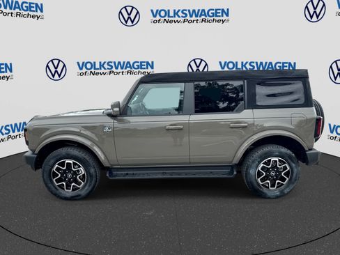 Used 2025 Ford Bronco Outer Banks AWD/4WD image 11