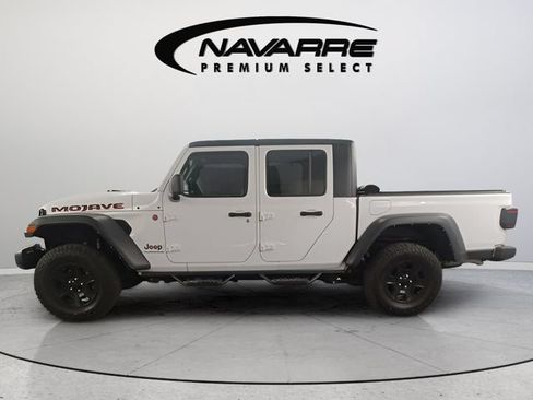 Used 2023 Jeep Gladiator Mojave w/ LED Lighting Group AWD/4WD image 5