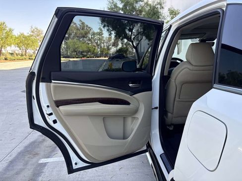 Used 2017 Acura MDX SH-AWD w/ Technology Package image 11