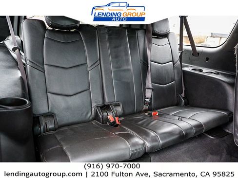 Used 2016 Cadillac Escalade ESV Platinum image 19