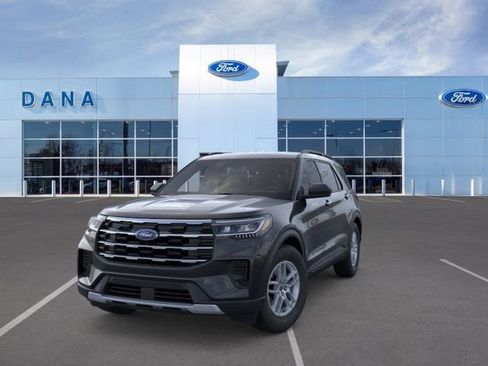 New 2026 Ford Explorer Active image 2