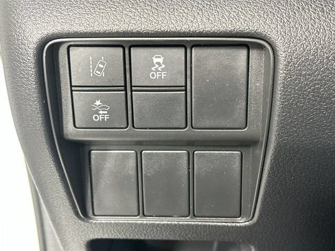 Used 2020 Honda CR-V LX image 21